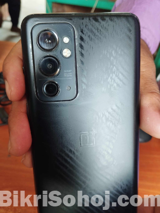 OnePlus 9RT